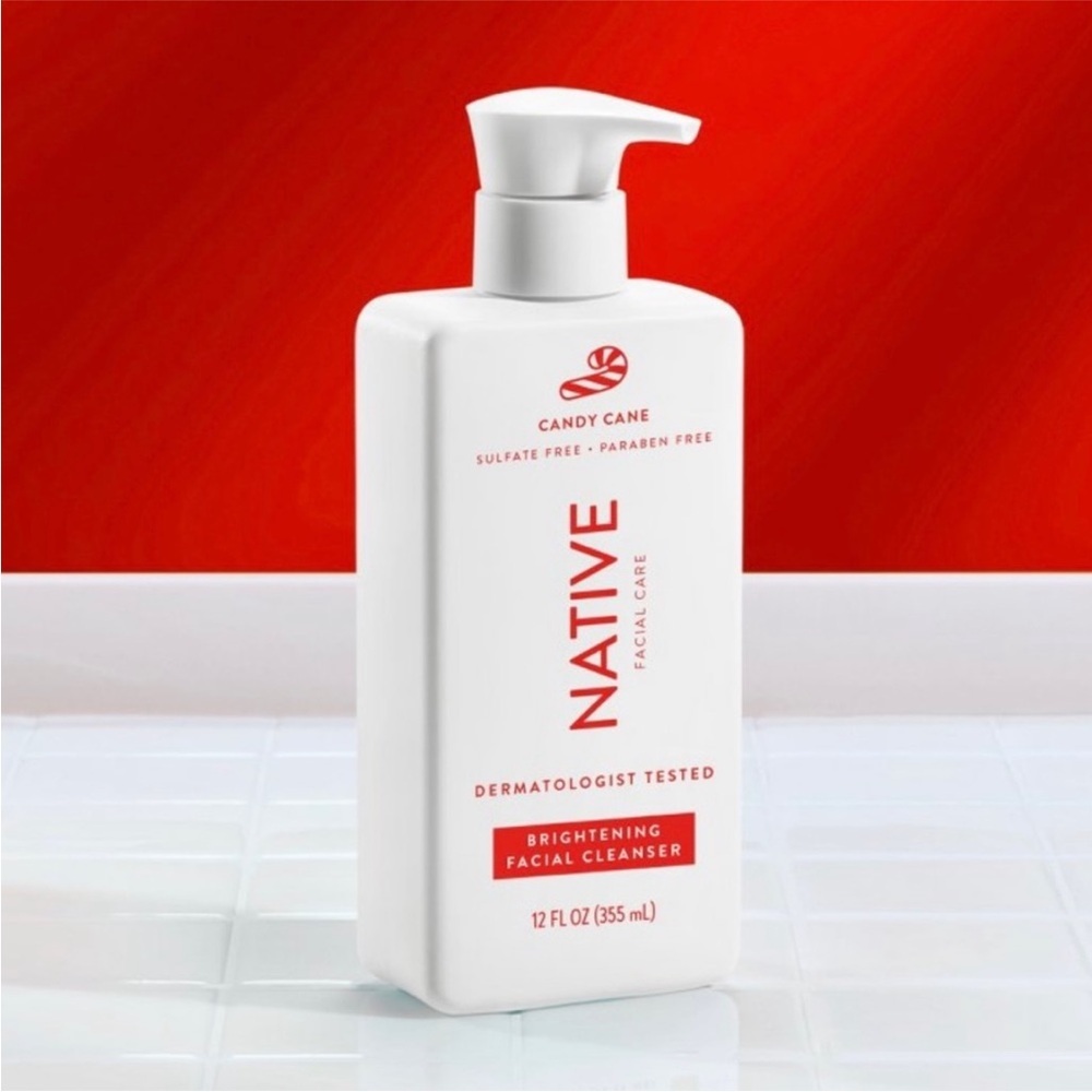 Native Candy Cane Body Wash